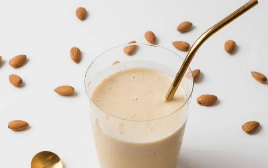 Luxury Gold Straw - Gulf Repost