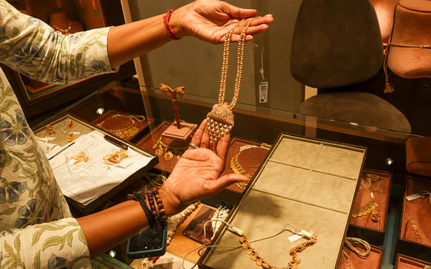 Dubai Gold Prices Jump