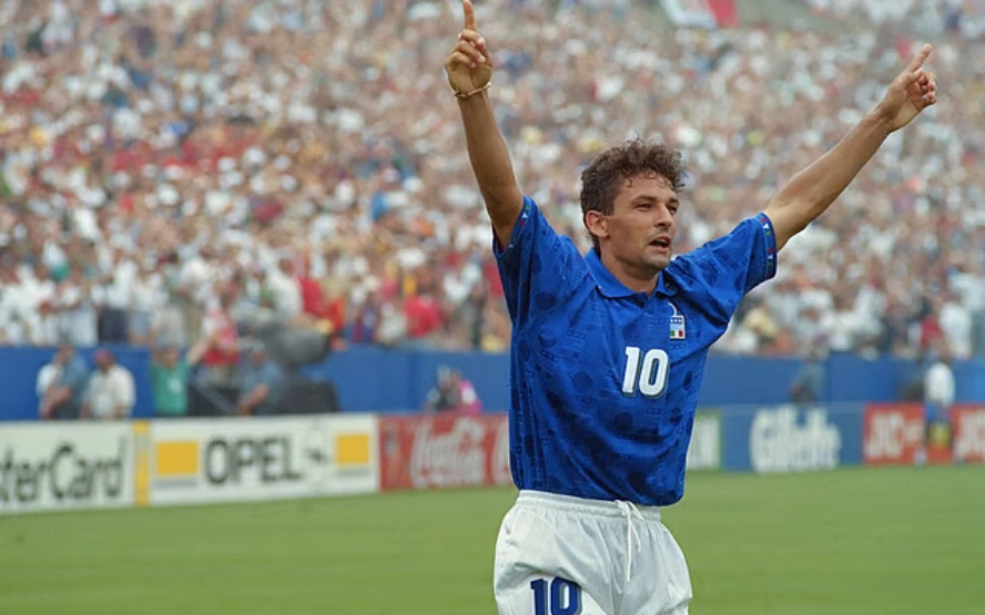 Roberto Baggio Robbery Dubai Summit